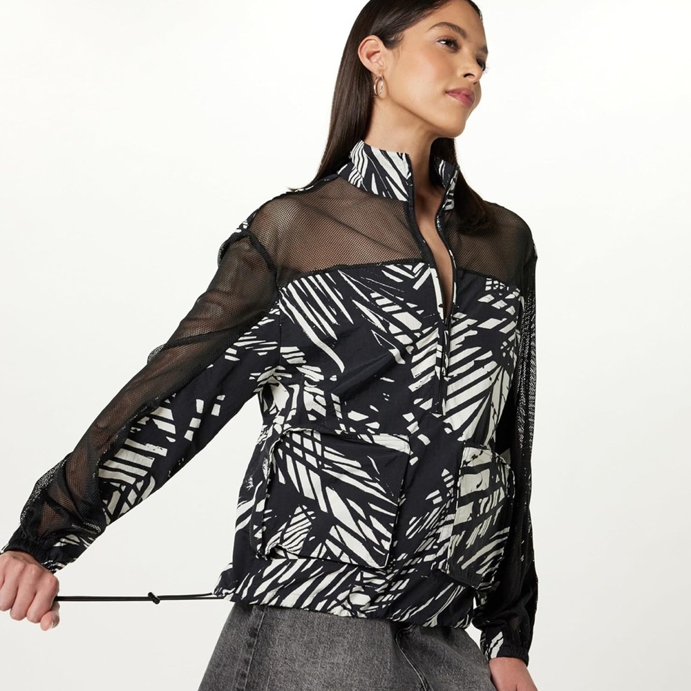 The Drop Women's Parachute Cargo Anorak with Mesh Detail Size S - Picture 3 of 14